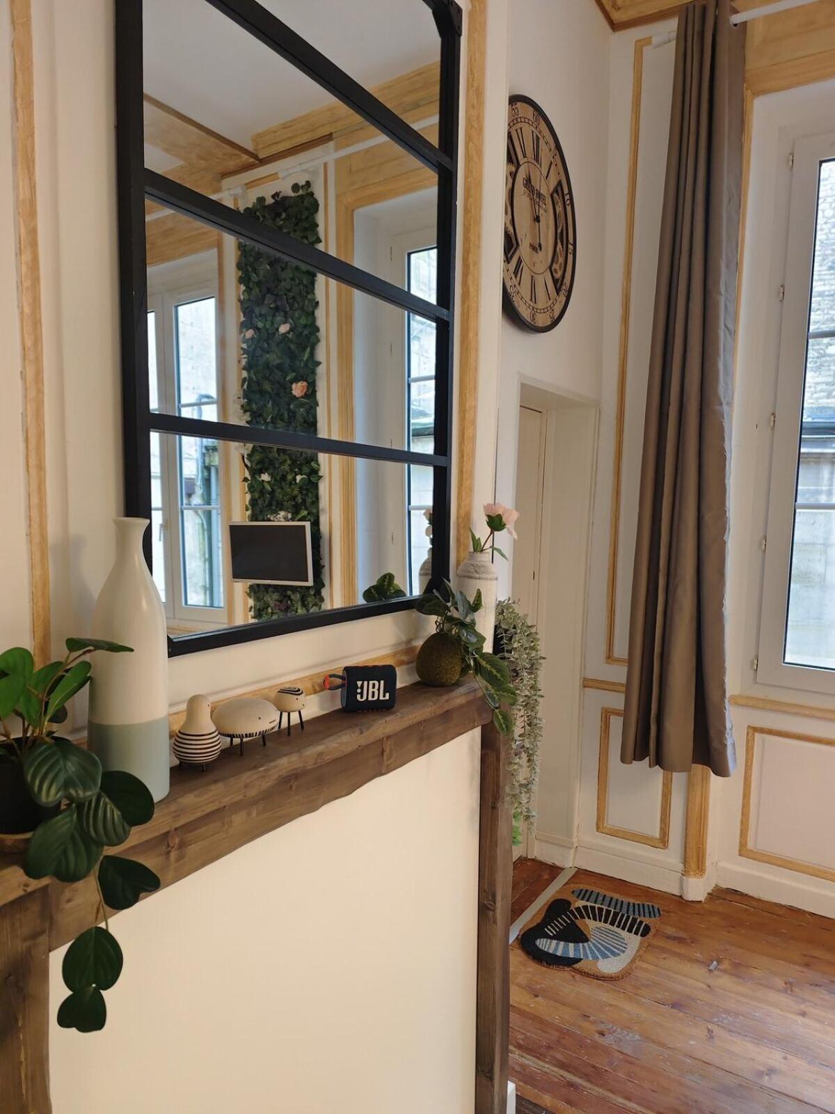 Studio Lumineux Et Fleuri Idealement Situe Apartment Caen Bagian luar foto